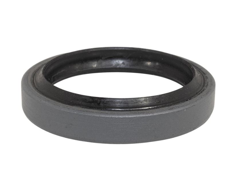 STUB AXLE SEAL OUTER